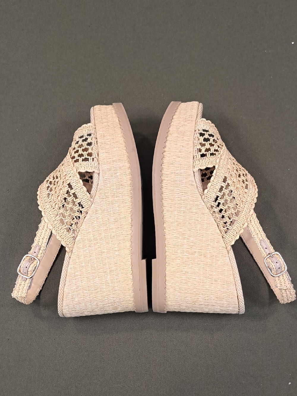 Dolce Vita Dexler Wedges LT Natural Woven Raffia - Color: Tan - Size: 8 - Picture 7 of 10